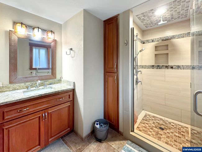 38653 Robinson Dr, House other with 4 bedrooms, 3 bathrooms and null parking in Scio OR | Image 12
