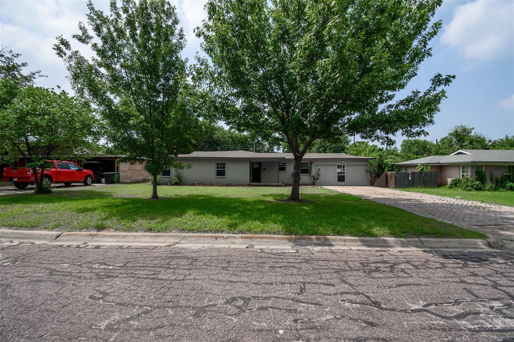 Mike Dr, North Richland Hills, TX 76180