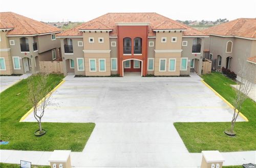 1-1204 E Pineridge Ave, McAllen, TX, 78503-1782 | Card Image