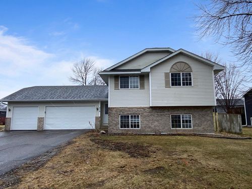 218 Crystal Lane, Montrose, MN, 55363 | Card Image