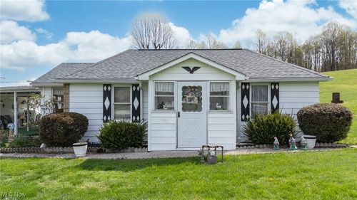 1020 Greene St, Newport, OH, 45768-5045 | Card Image