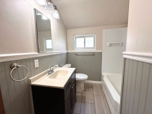 2-136 E Eugene Ave, Munhall, PA, 15120 | Card Image