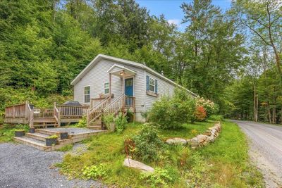 835 Kelley Stand Road, House other with 3 bedrooms, 2 bathrooms and null parking in Sunderland VT | Image 3