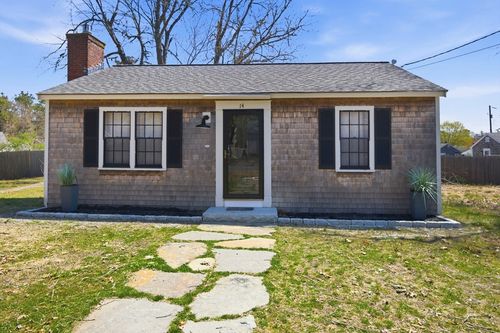 14 Manning Rd, Dennis Port, MA, 02639 | Card Image