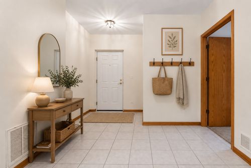 3c-13129 Forest Ridge Dr, Palos Heights, IL, 60463-3192 | Card Image
