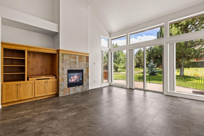 LR built ins | Image 14