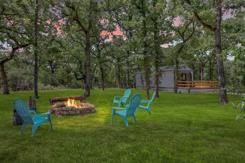 200 Cumley Ln, Thorndale, TX, 76577-5549 | Card Image