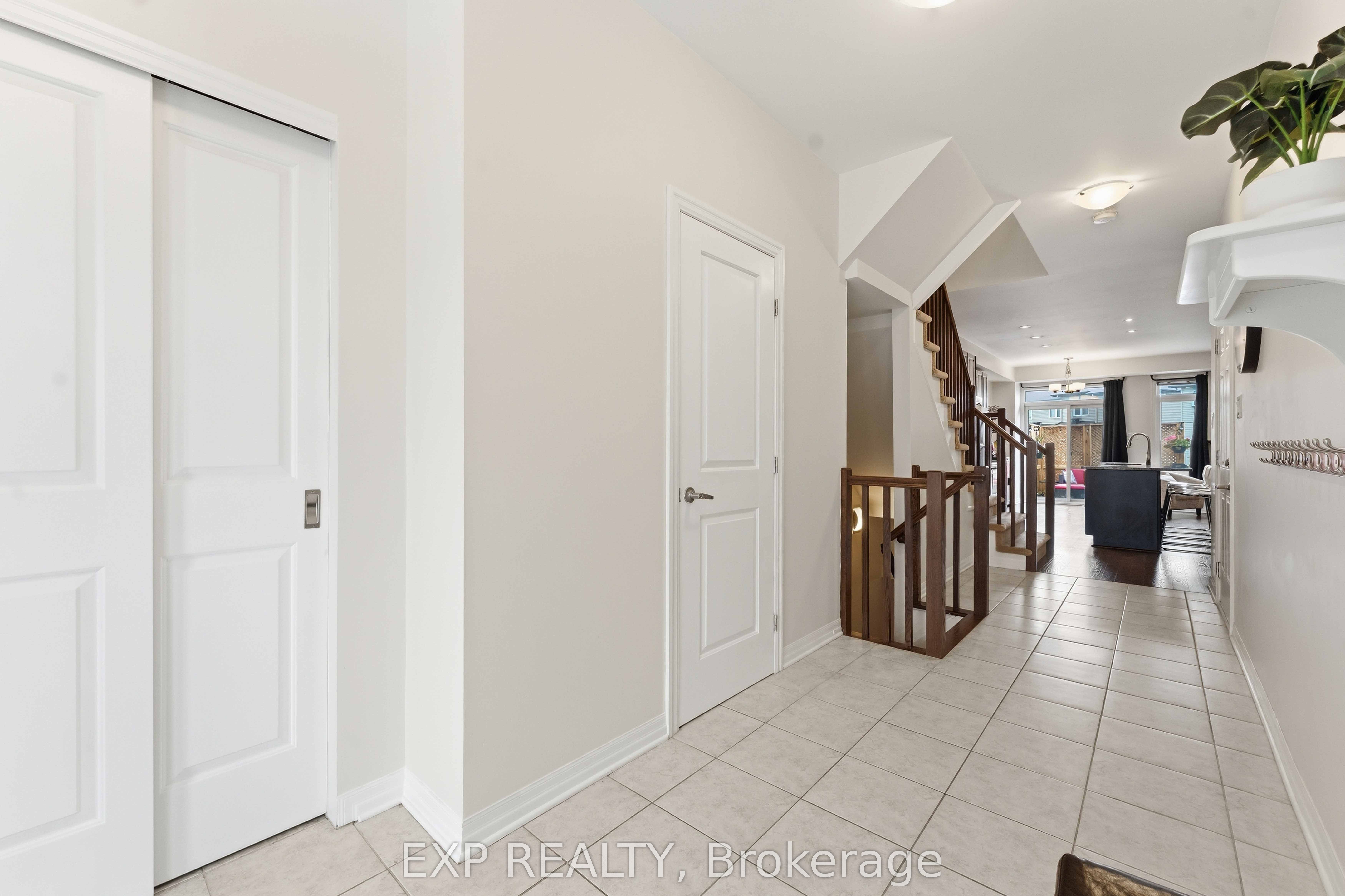 Residential in Barrhaven 4