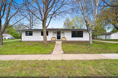 2120 Crane Street, OSHKOSH, WI, 54901 | Card Image