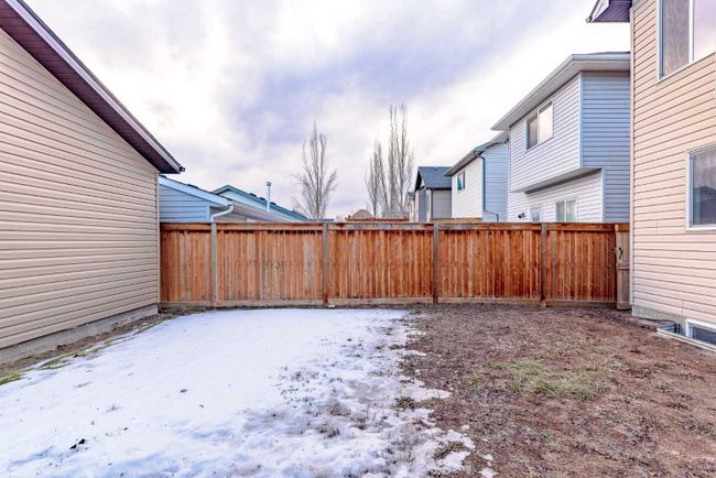23 Cranford Crescent Se, Home with 2 bedrooms, 2 bathrooms and 2 parking in Calgary AB | Image 34