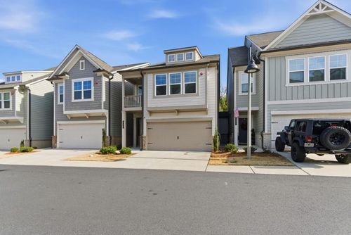 325 Hayden Cir, Woodstock, GA, 30189-3301 | Card Image