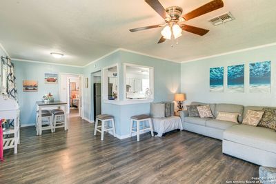 243 E Magnolia, House other with 3 bedrooms, 2 bathrooms and null parking in Aransas Pass TX | Image 1