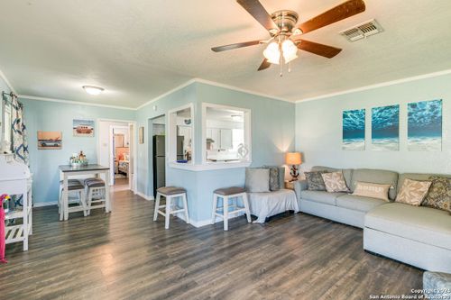 243 E Magnolia, Aransas Pass, TX, 78336 | Card Image