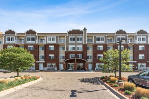 apt-336-649 Old Highway 8 Nw, New Brighton, MN, 55112-2873 | Card Image