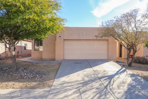 5426 N Willow Thicket Way, Tucson, AZ, 85704-1766 | Card Image