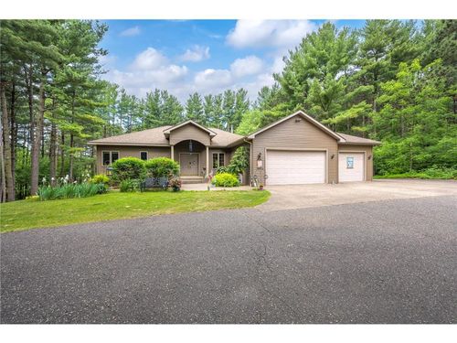 m-65 202nd St, Star Prairie, WI, 54026-5732 | Card Image