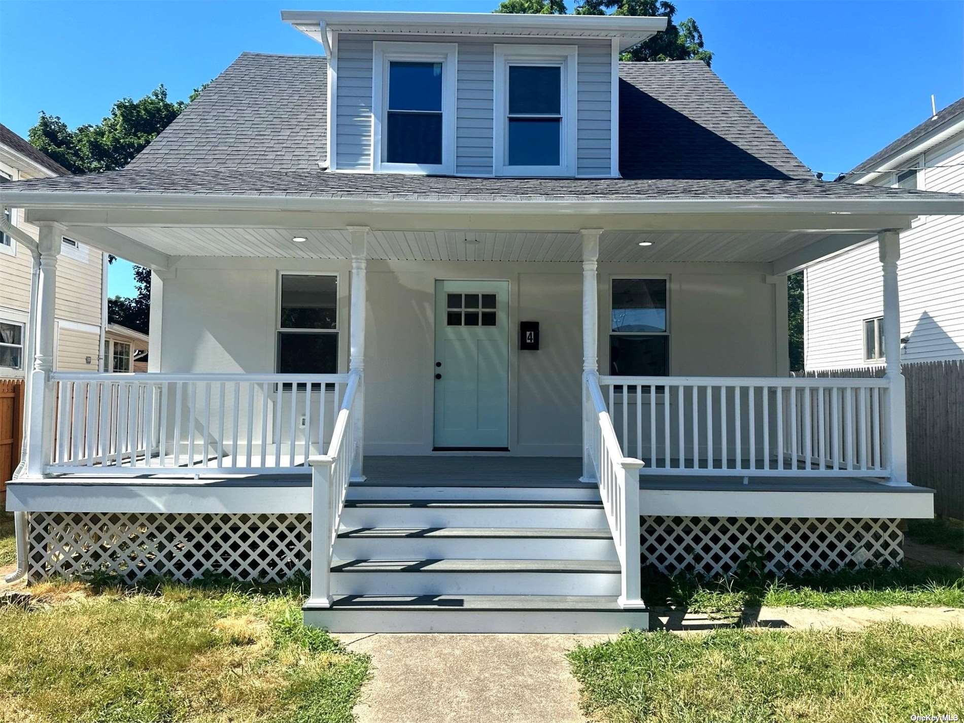 11th St, Huntington Station, NY 11746