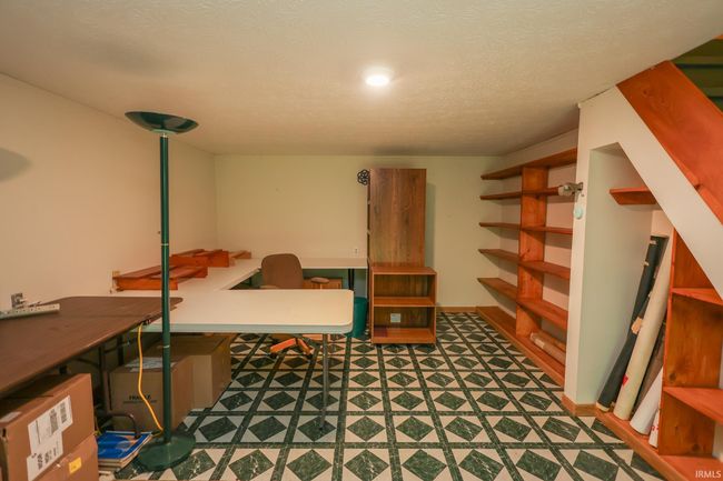 946 E Chambers Pike, House other with 4 bedrooms, 3 bathrooms and null parking in Bloomington IN | Image 28