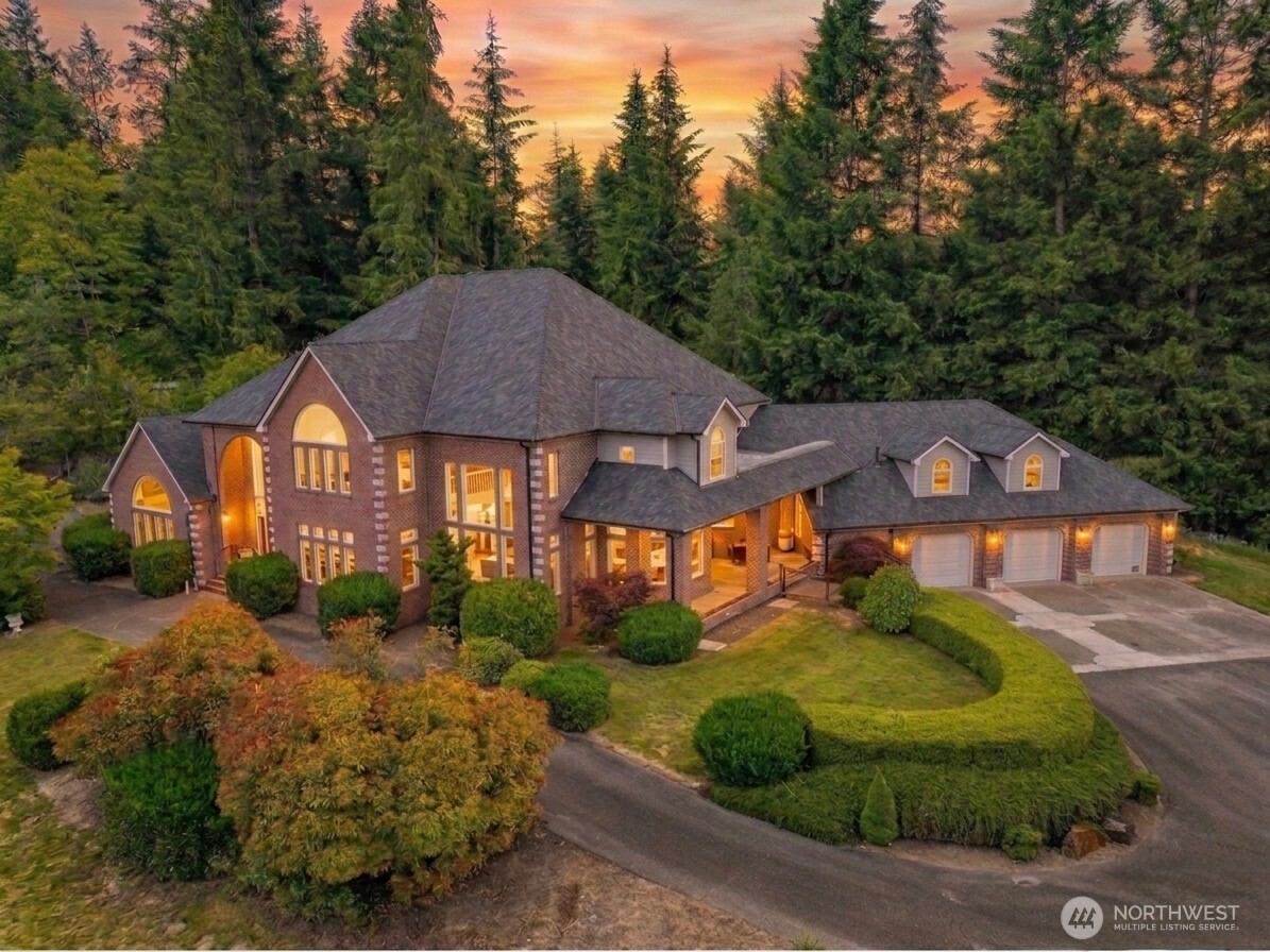 Residential in Rainier 3