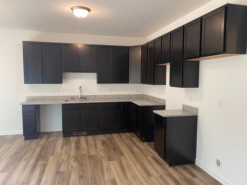 18-1050 Rebecca St, Marshall, MI, 49068-1917 | Card Image