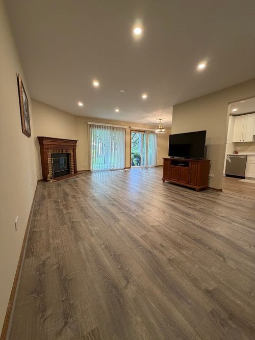 b-2849 Meadow Ln, Schaumburg, IL, 60193-6174 | Card Image