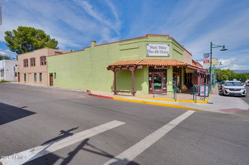 1002 N Main St, Cottonwood, AZ, 86326-3530 | Card Image