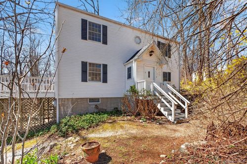 11 Shawnee Rd, Putnam Valley, NY, 10579-2122 | Card Image