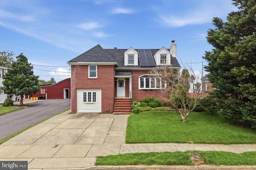 137 Thropp Ave, Hamilton, NJ, 08610-3520 | Card Image