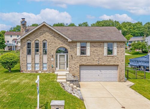 310 Meadow Wood Dr, Plum, PA, 15239-1072 | Card Image