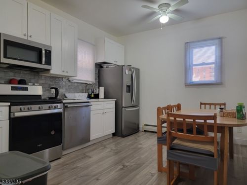 26 E Price St, Linden, NJ, 07036-3047 | Card Image