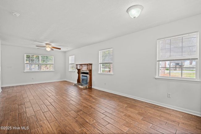 3909 Wilshire Blvd, House other with 4 bedrooms, 3 bathrooms and null parking in Wilmington NC | Image 10