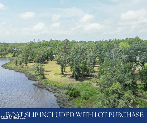 Lot 17 Savannah Estates Blvd, Biloxi, MS, 39532-3703 | Card Image