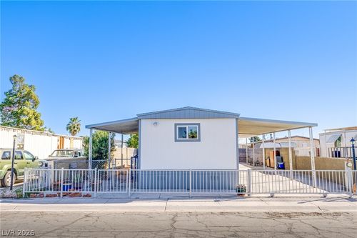 3644 Estes Park Dr, Las Vegas, NV, 89122-3919 | Card Image