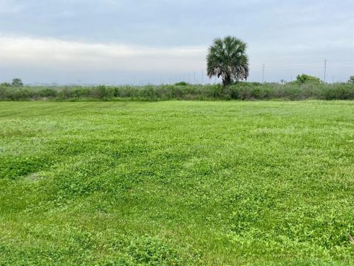 3623 Foremast Dr, Galveston, TX, 77554-6297 | Card Image