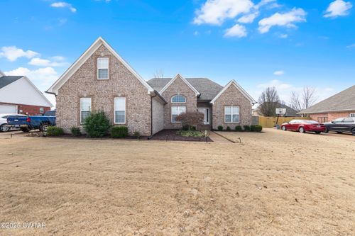 144 Ainsley Cv, Medina, TN, 38355-8800 | Card Image