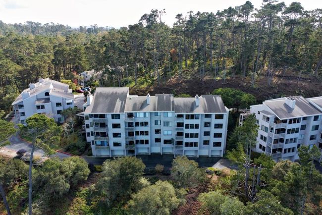 27 - 27 Shepherds Knls, Condo with 3 bedrooms, 3 bathrooms and 3 parking in Pebble Beach CA | Image 39