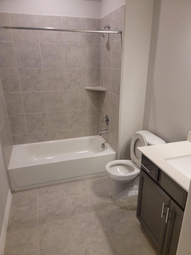 28910 Hauter Way, House other with 4 bedrooms, 3 bathrooms and 2 parking in Fulshear TX | Image 7