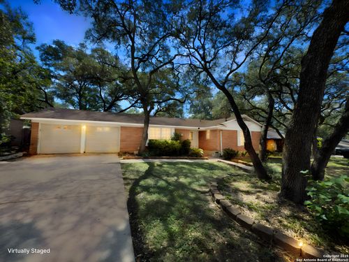 11022 Dreamland Dr, San Antonio, TX, 78230-4208 | Card Image