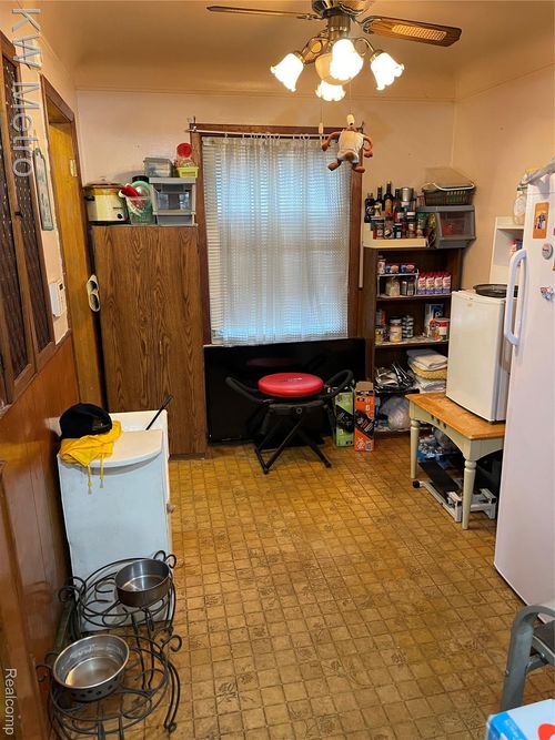 3127 W 8 Mile Rd, Detroit, MI, 48221-1323 | Card Image