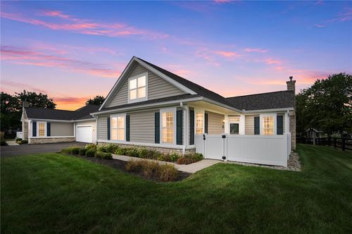 4782 Cobblestone Dr, Tipp City, OH, 45371-8354 | Card Image