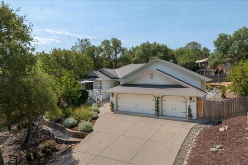 234 Mistletoe Ct, Angels Camp, CA, 95222-9639 | Card Image