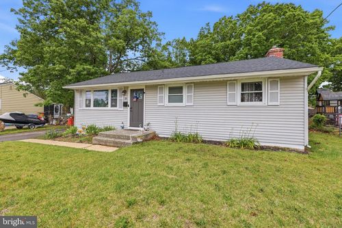 16 Valley Dr, PINE HILL, NJ, 08021-6530 | Card Image