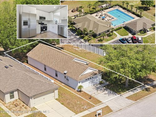 8593 Silverbell Loop, BROOKSVILLE, FL, 34613 | Card Image