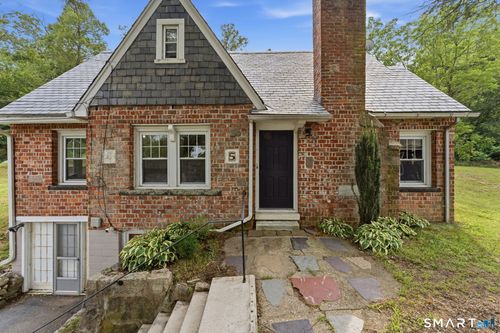 5 Richards Grove Rd, Quaker Hill, CT, 06375-1518 | Card Image