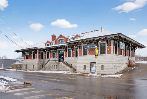 31 Main Avenue, Gardiner, ME, 04345 | Card Image