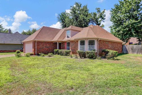 6728 Millgrove Park Dr, Bartlett, TN, 38135-1569 | Card Image