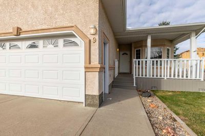 9 - 50 Fairmont Blvd S, House other with 4 bedrooms, 3 bathrooms and 3 parking in Lethbridge AB | Image 2