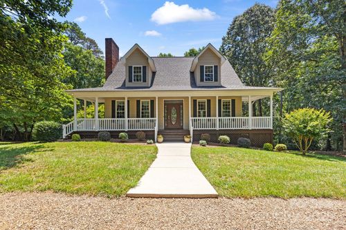 1021 Union Grove Rd, Union Grove, NC, 28689-9312 | Card Image
