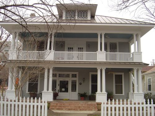 b-612 W 22nd St, Austin, TX, 78705-5104 | Card Image