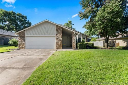 1313 W Orlando Pl, Broken Arrow, OK, 74011-1817 | Card Image